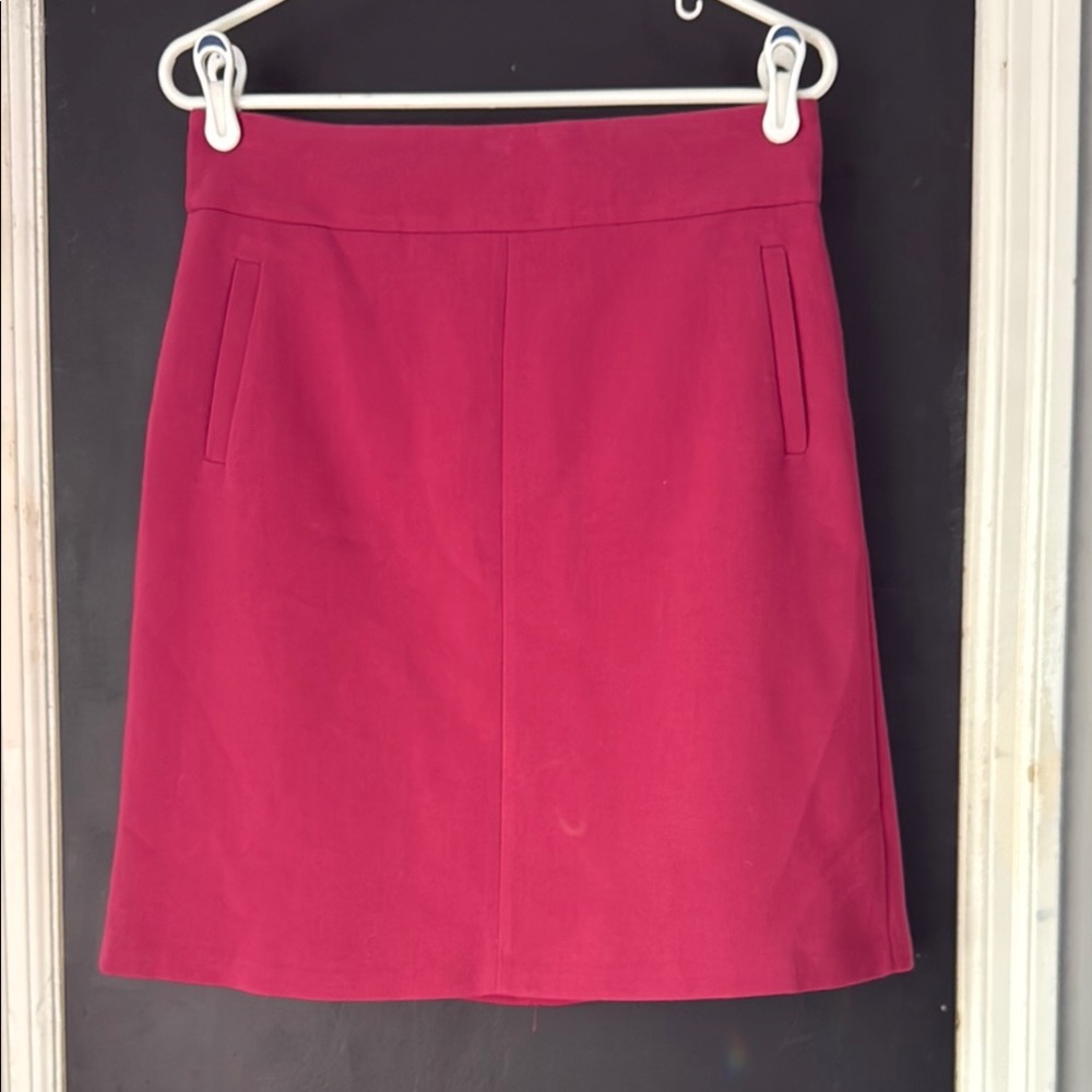 Banana Republic Mini Skirt Size: 6 Length: 21”